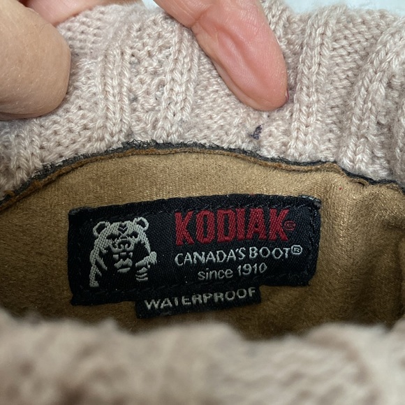 Kodiak Chelsea ankle distressed leather boots, colour cognac/tan knit top Size 7 - Picture 16 of 16